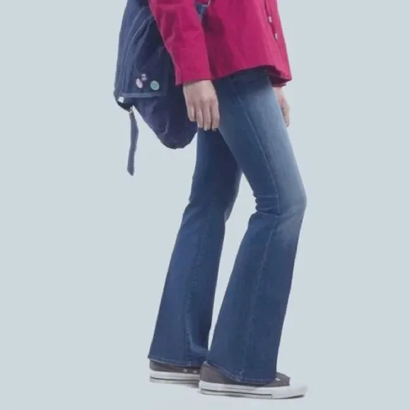 !it Hottie bootcut / flare Jeans - size 27 R distressed wash - Picture 1 of 9